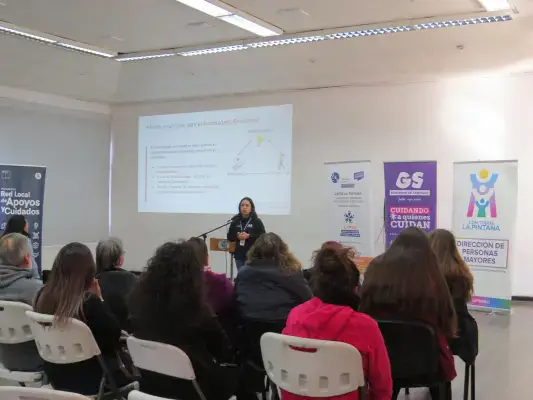Actividad de relajación y autocuidado por la psicóloga Francisca Valencia